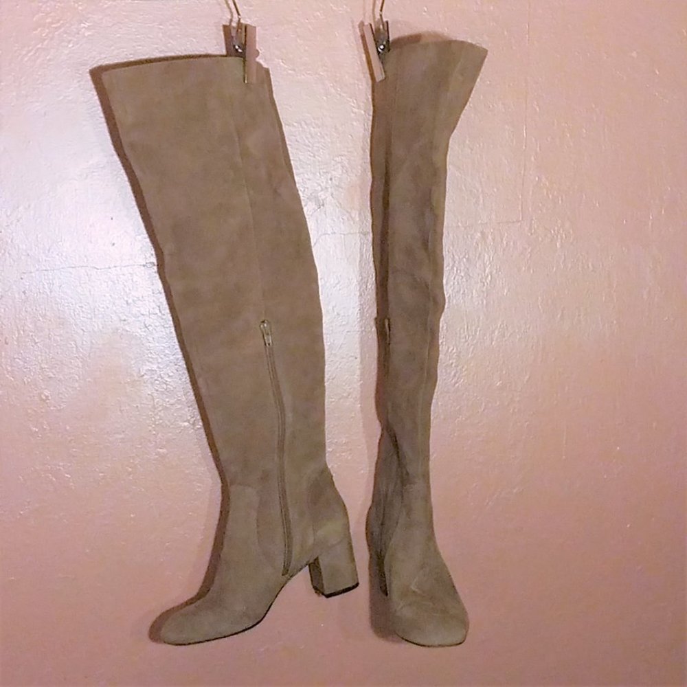 Kate Spade New York Over-the-Knee Suede Boots~Pale Taupe Beige~Block Heel~7 EUC